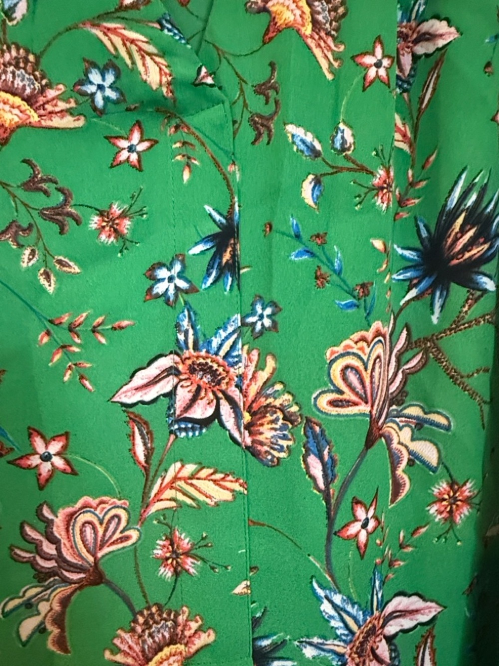 Rose & Olive Green Floral V-Neck Shell - Picture 4 of 4